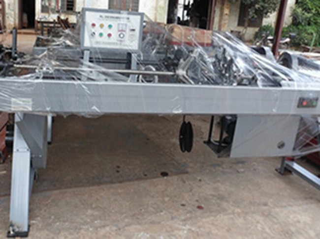 Automatic Shoelace Tipping Machine